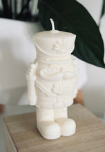 Charger l'image dans la galerie, Bougie Casse-noisettes au paillettes argentées / Parfum miel et noisettes / coloris au choix