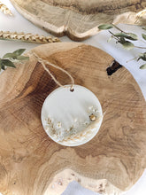 Charger l'image dans la galerie, Suspension de cire fleuris - Parfum Bois de oud - Lot de 2
