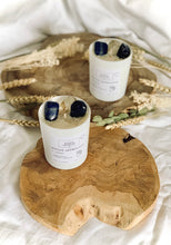 Charger l'image dans la galerie, Bougie Astrologie Vierge - Parfum Bois flotté