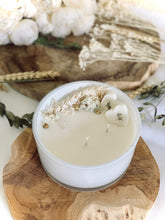 Charger l'image dans la galerie, Bougie Florale parfumée - Centre de table - Personnalisable -