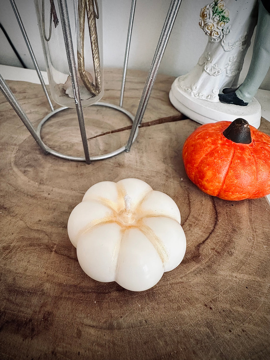 Bougie citrouille blanche et doré / Parfum au choix