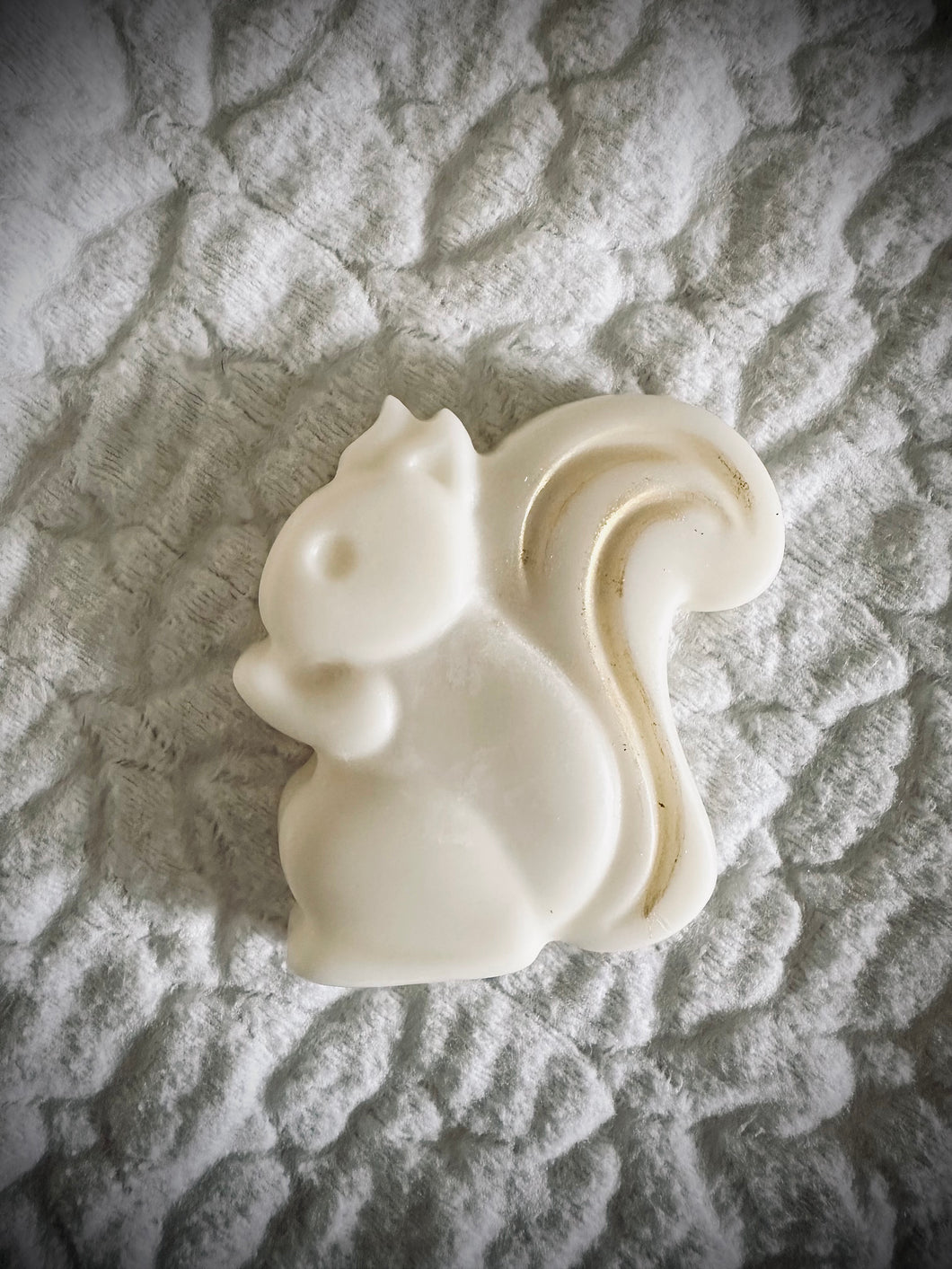 Fondant Écureuil blanc et doré / Parfums au choix