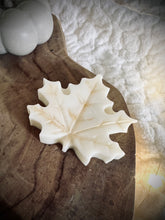 Charger l&#39;image dans la galerie, Fondant feuille d’érable blanche et doré / Parfums au choix
